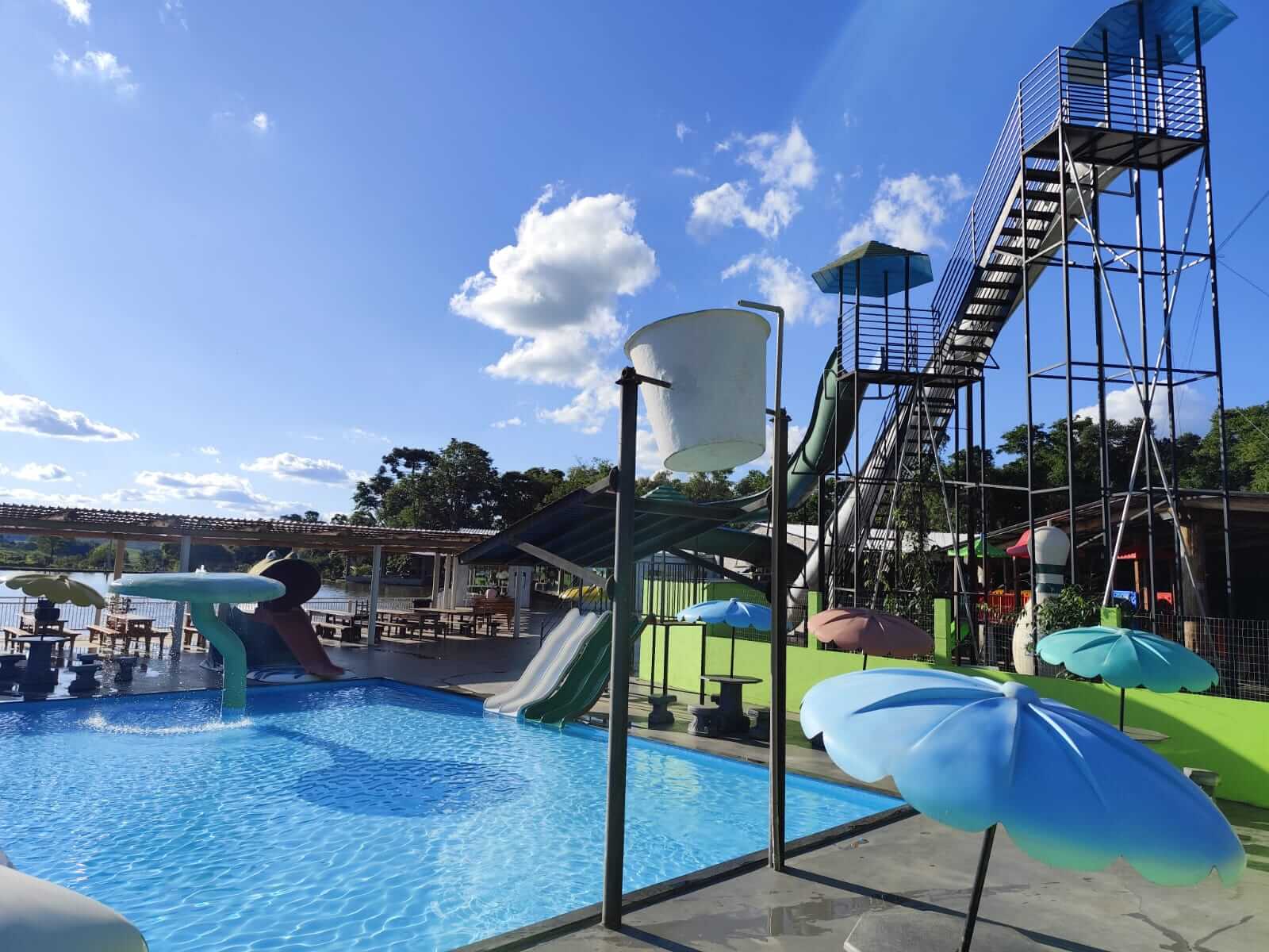 Foto 08-cantinho-do-ceu.png